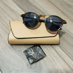 Tod's TO 179 55V Frame Blue Lens Sunglasses